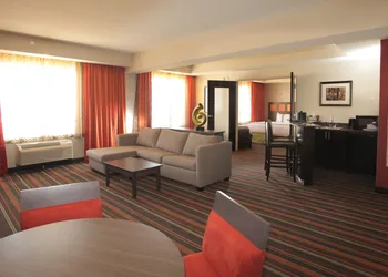 Holiday Inn Amarillo West Medical Center by IHG hotel thumbnail 4