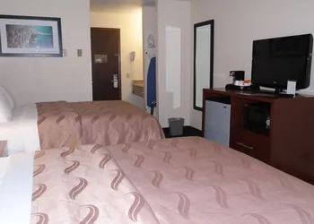 Quality Inn Janesville North hotel thumbnail 8