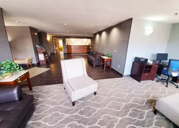 Americas Best Value Inn & Suites Racine hotel thumbnail 4