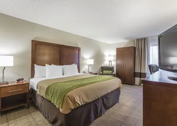 Quality Inn Summerville - Charleston hotel thumbnail 2