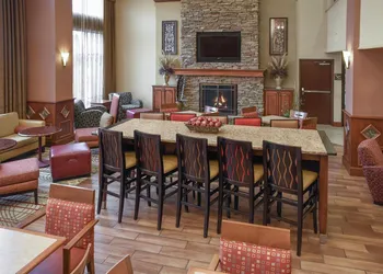 Hampton Inn & Suites Youngstown-Canfield hotel thumbnail 2