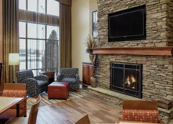 Hampton Inn & Suites Youngstown-Canfield hotel thumbnail 3