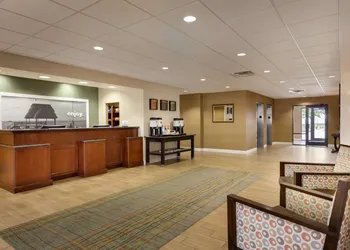 Hampton Inn & Suites Largo hotel thumbnail 3