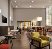 Hampton Inn & Suites State College at Williamsburg Square hotel detail image 3