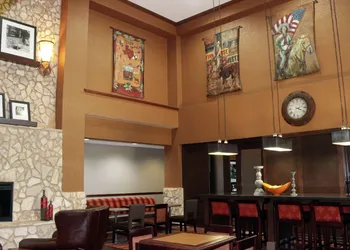 Hampton Inn & Suites Stephenville hotel thumbnail 3