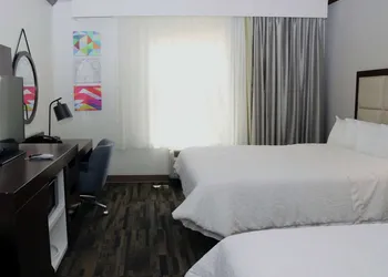 Hampton Inn & Suites Stephenville hotel thumbnail 6