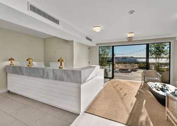 Montauk Yacht Club hotel thumbnail 2