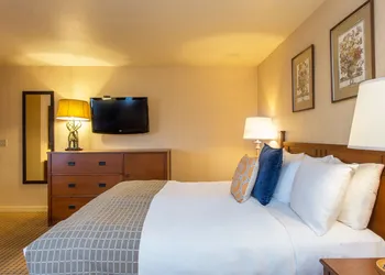 The Wolfeboro Inn hotel thumbnail 7