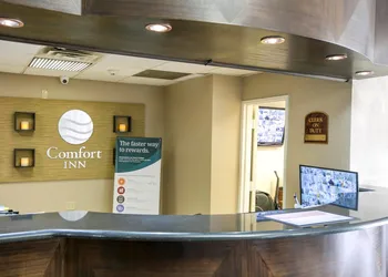 Comfort Inn Edgewater on Hudson River hotel thumbnail 7