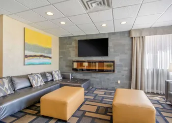 Clarion Hotel hotel thumbnail 4