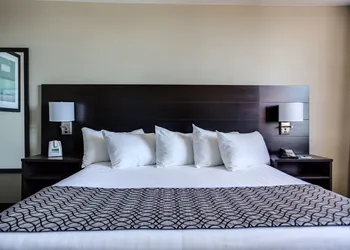 Clarion Hotel hotel thumbnail 8