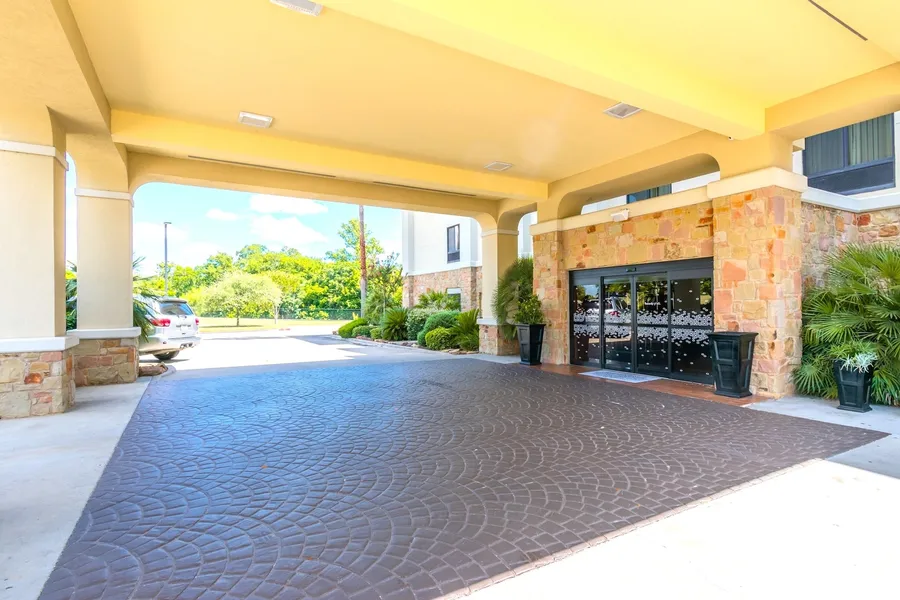 Hampton Inn and Suites College Station hotel detail image 2