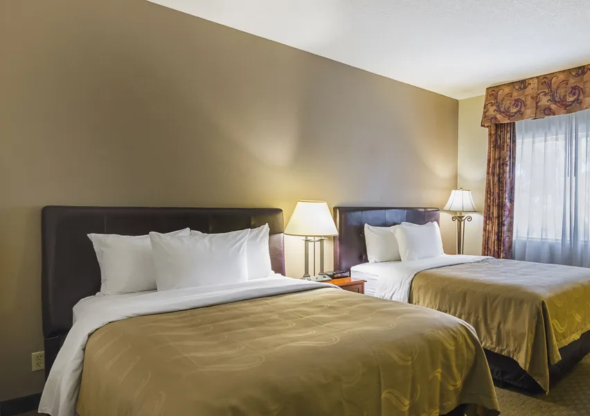 Quality Inn Fresno Yosemite Airport hotel detail image 6