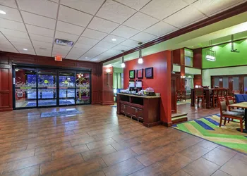 Hampton Inn & Suites Tulsa North/Owasso hotel thumbnail 5