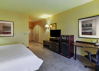 Hampton Inn & Suites Tulsa North/Owasso hotel thumbnail 8