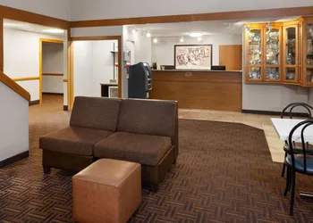 Super 8 by Wyndham Green Bay Near Stadium hotel thumbnail 5
