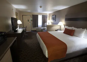 Hawthorn Suites by Wyndham Napa Valley hotel thumbnail 5