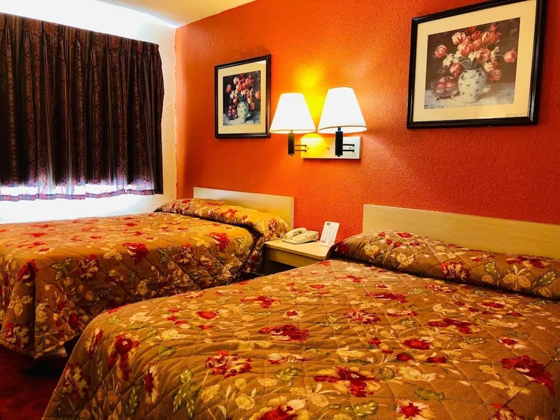 QC Stay Inn hotel detail image 6