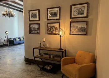 Historic Sonora Inn hotel thumbnail 5