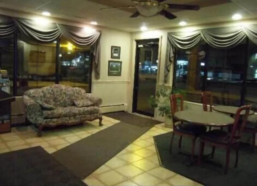 Colonie inn and Suites hotel detail image 2