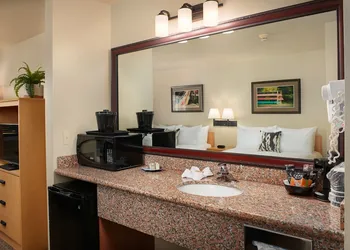 The Hotel Garibaldi hotel thumbnail 4