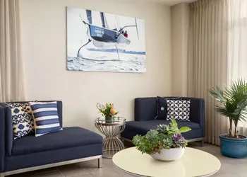 Wyndham Newport Hotel hotel thumbnail 5