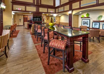 Hampton Inn Corsicana hotel thumbnail 3