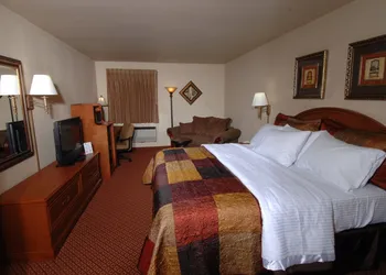 All American Inn and Suites hotel thumbnail 4