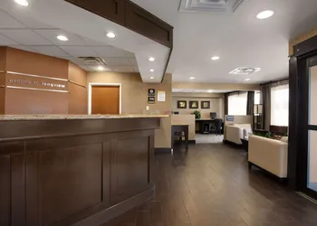 Days Inn by Wyndham Longview South hotel thumbnail 2