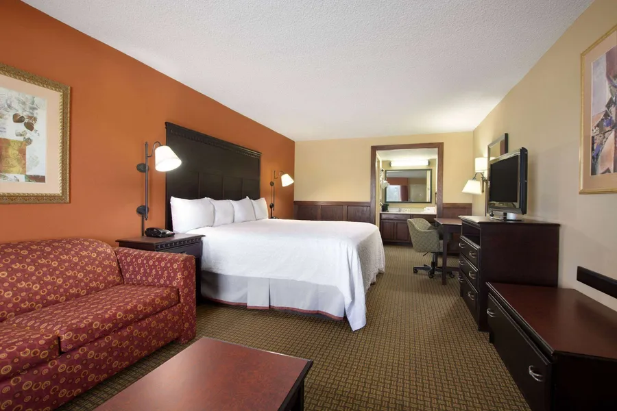 Days Inn by Wyndham Longview South hotel detail image 6