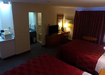 Econo Lodge & Suites Saint John hotel thumbnail 6