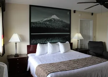 Scottish Inn hotel thumbnail 4