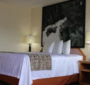 Scottish Inn hotel detail image 5