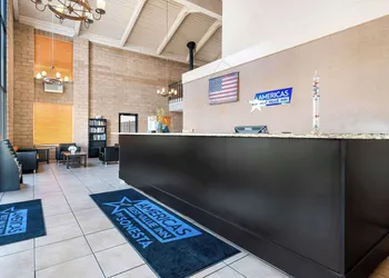 Americas Best Value Inn Yakima hotel thumbnail 2