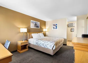 Americas Best Value Inn Yakima hotel thumbnail 8