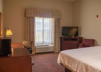 Hampton Inn Murphy hotel thumbnail 8