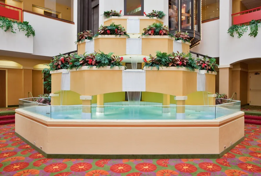 Holiday Inn Hotel & Suites Springfield - I-44 by IHG hotel detail image 2