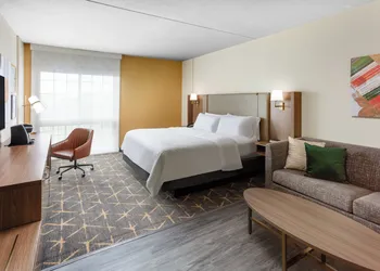 Holiday Inn Hotel & Suites Springfield - I-44 by IHG hotel thumbnail 6