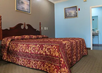 Budget Inn hotel thumbnail 5