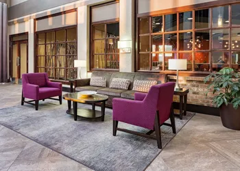 DoubleTree by Hilton Hotel Johnson City hotel thumbnail 4