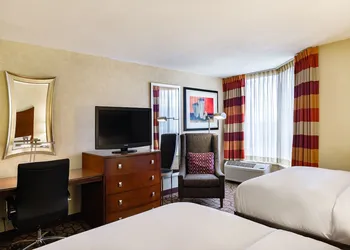 DoubleTree by Hilton Hotel Johnson City hotel thumbnail 5