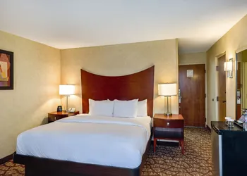 DoubleTree by Hilton Hotel Johnson City hotel thumbnail 7