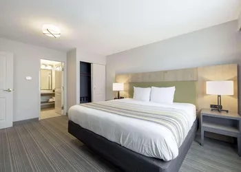 Country Inn & Suites by Radisson, Tinley Park, IL hotel thumbnail 7
