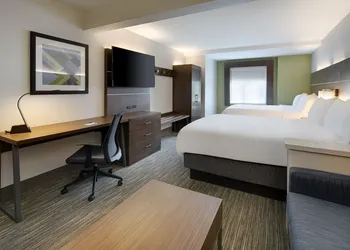 Holiday Inn Express Hotel & Suites Tilton - Lakes Region by IHG hotel thumbnail 3