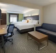 Holiday Inn Express Hotel & Suites Tilton - Lakes Region by IHG hotel detail image 5