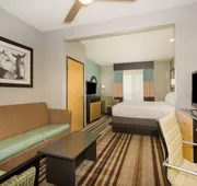 Holiday Inn Express & Suites Amarillo West by IHG hotel detail image 3