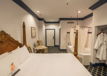 Chateau Avalon Hotel & Spa hotel thumbnail 5