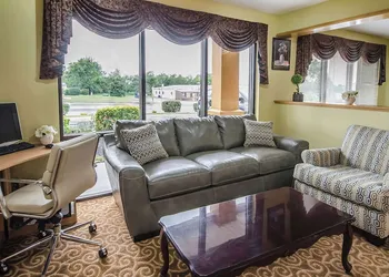 Quality Inn Franklin South hotel thumbnail 3
