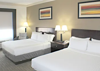 Holiday Inn Express & Suites Plainview by IHG hotel thumbnail 4