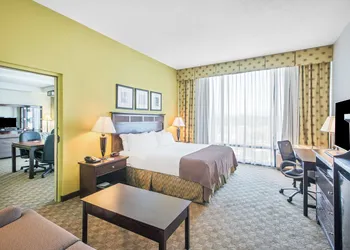 Holiday Inn Roanoke-Tanglewood-Rt 419&i581 by IHG hotel thumbnail 2